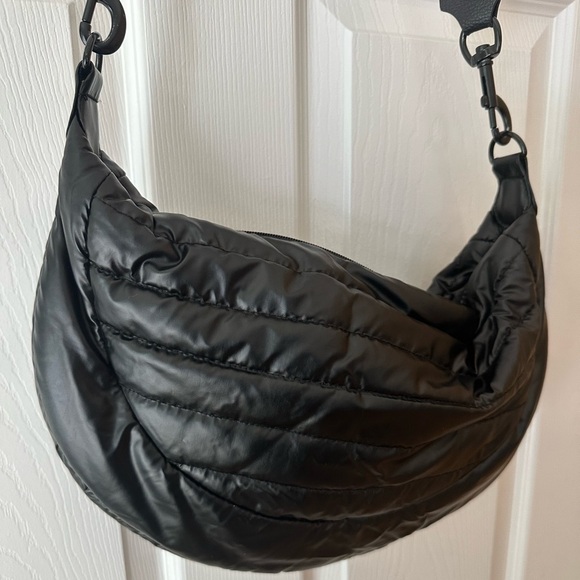 Think Royln Elton Black Quilted Large Crossbody Hobo Bag with adjustable Strap - Picture 1 of 7